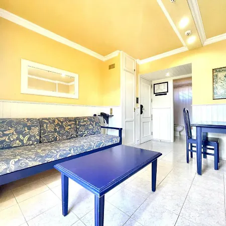 Апартаменты Apartamento Junto Al Mar, Con Balcon, En Playa Jardin Puerto De La Cruz